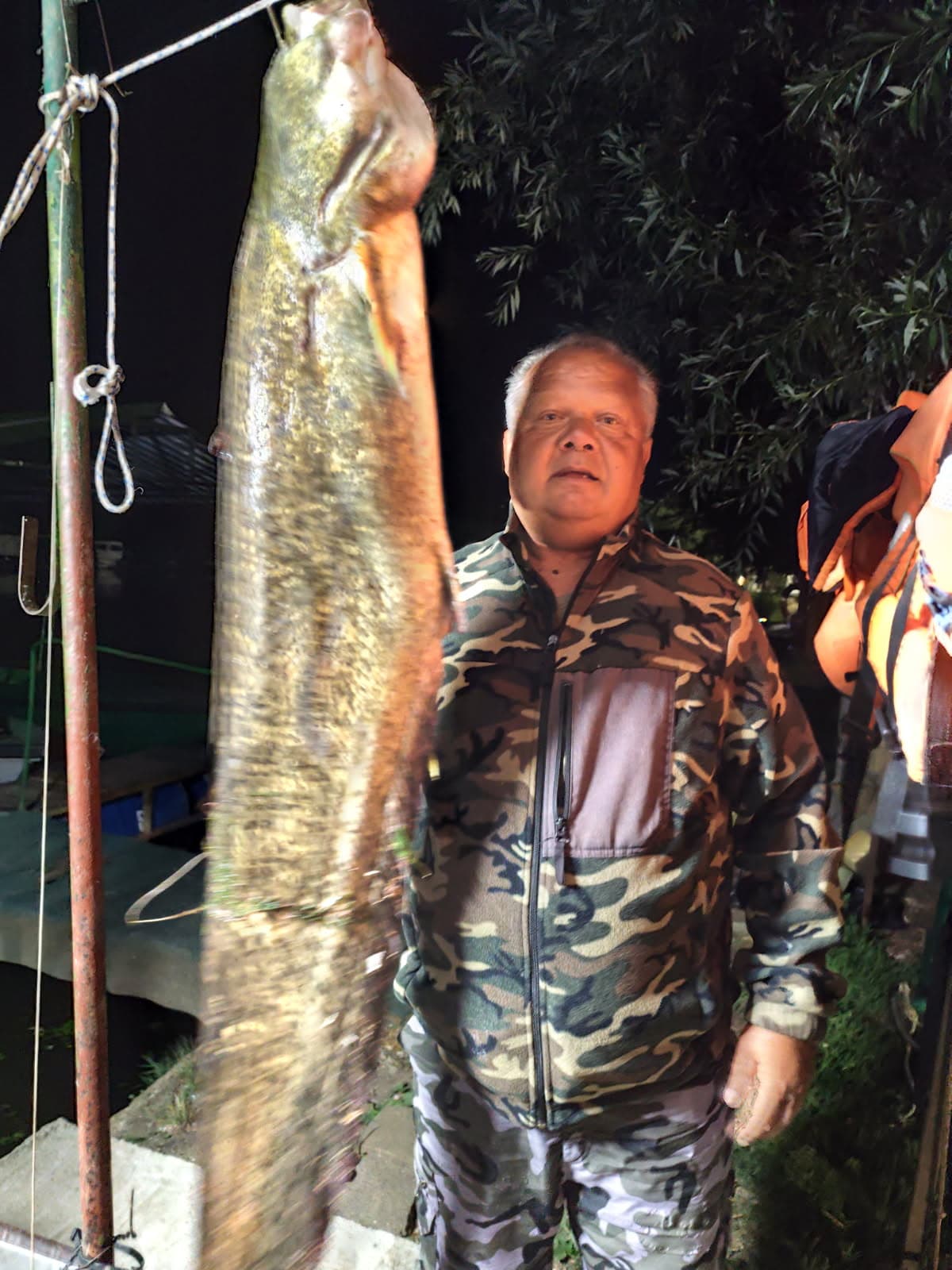 Gabóca 2 méteres harcsával a Tisza-tavon
